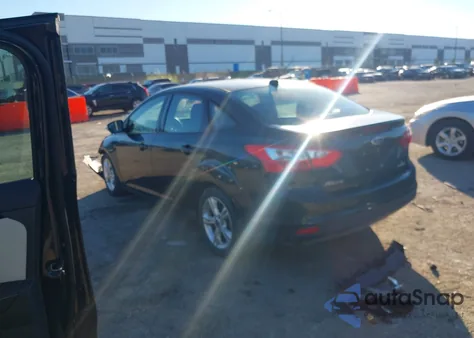 2013 Ford Focus Se из США, поврежденный, VIN 1FADP3F2XDL106098